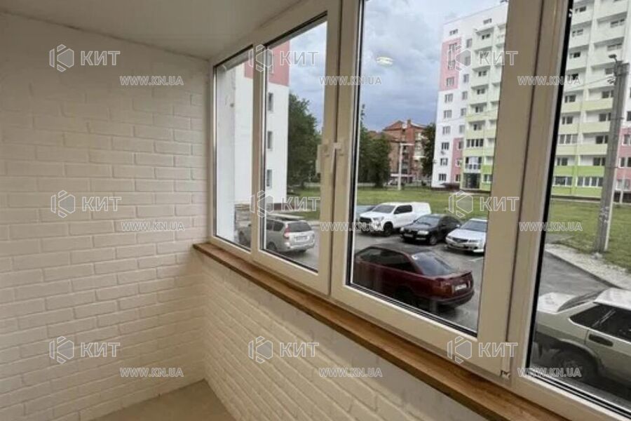 Продаж квартири Харків, ХТЗ, Рогань, 37м²