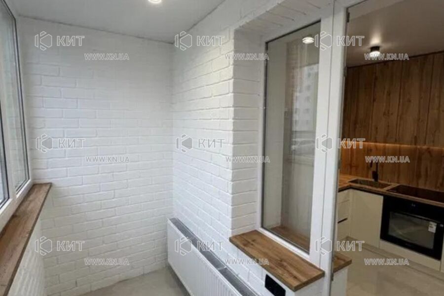 Продаж квартири Харків, ХТЗ, Рогань, 37м²