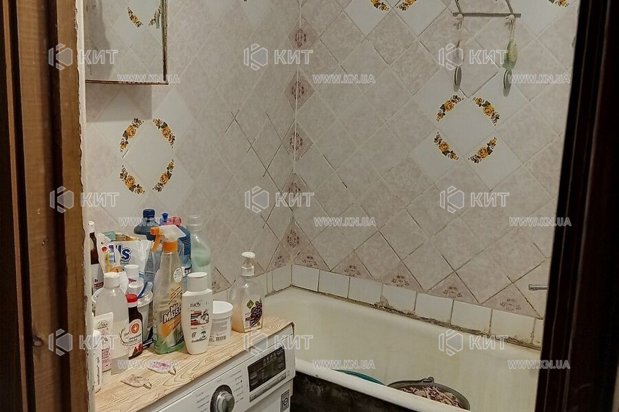 Продаж квартири Харків, ХТЗ, Рогань, 41.5м²