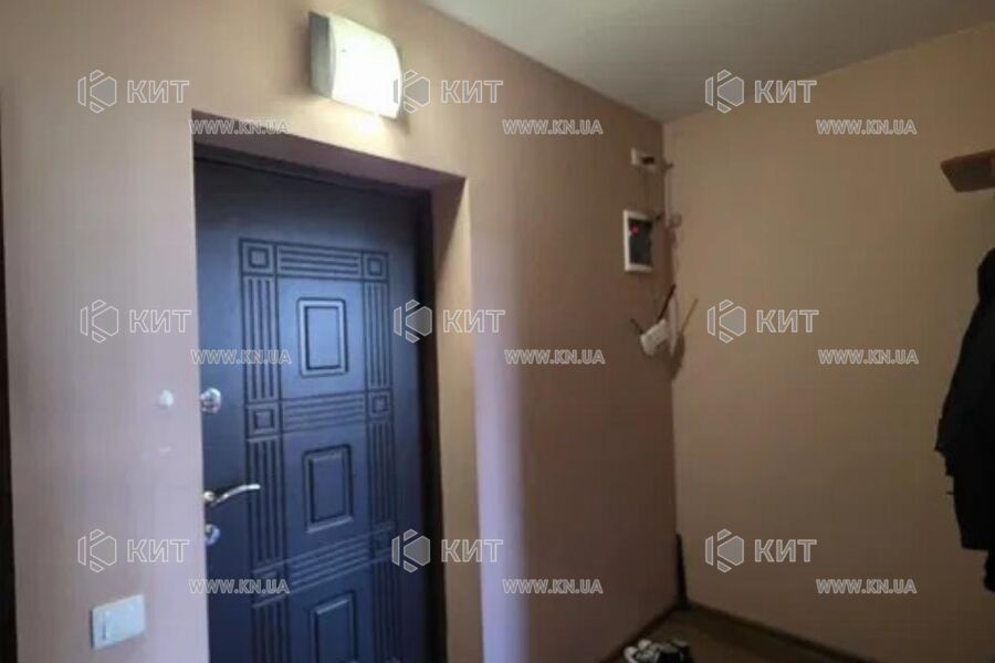 Продаж квартири Харків, ХТЗ, Рогань, 43м²