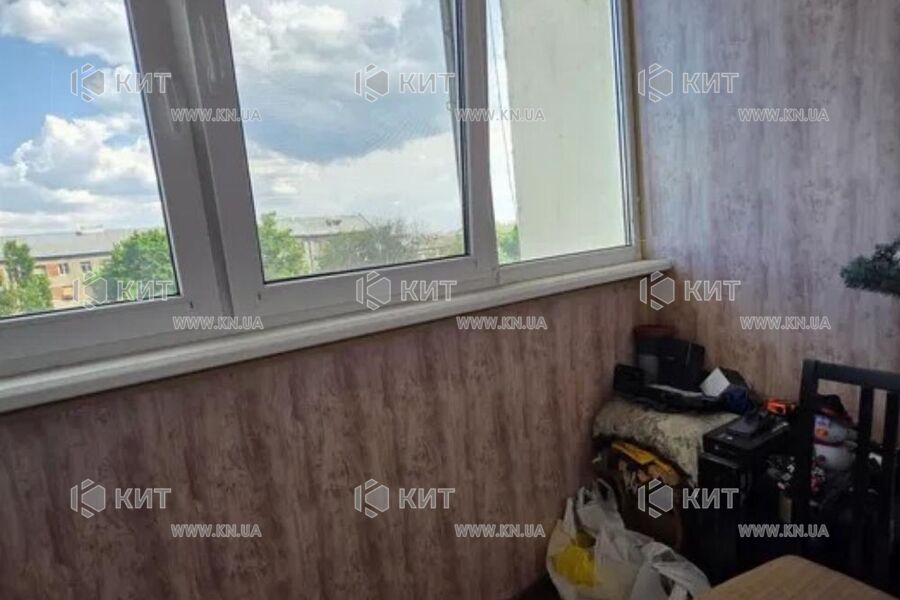 Продаж квартири Харків, ХТЗ, Рогань, 43м²