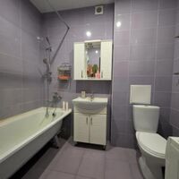 Продаж квартири Харків, ХТЗ, Рогань, 43м²