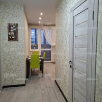 Продаж квартири Харків, ХТЗ, Рогань, 39м²