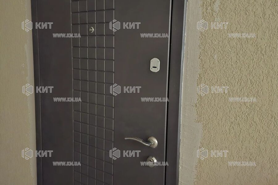 Продаж квартири Харків, ХТЗ, Рогань, 39м²