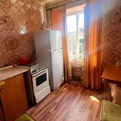 Продажа 	 Харьков,  Аэрокосмический (Гагарина) пр.   167а