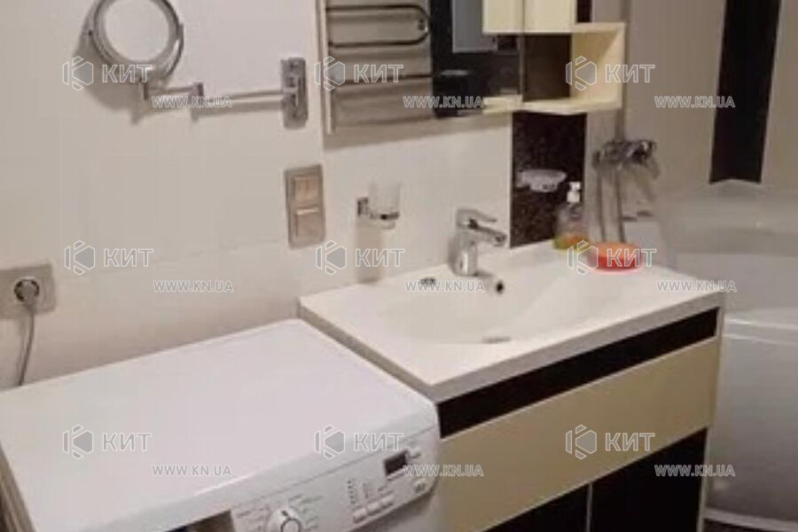 Продаж квартири Харків, ХТЗ, Рогань, 51м²
