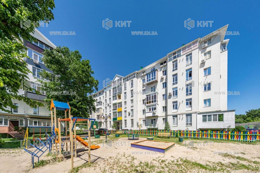 Продаж квартири Харків, ХТЗ, Рогань, 62м²