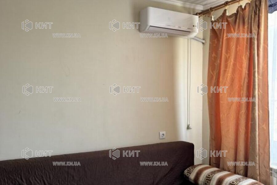 Продаж квартири Харків, ХТЗ, Рогань, 21м²