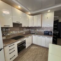 Продаж квартири Харків, Салтівка(Бараб.,Україна), 56м²