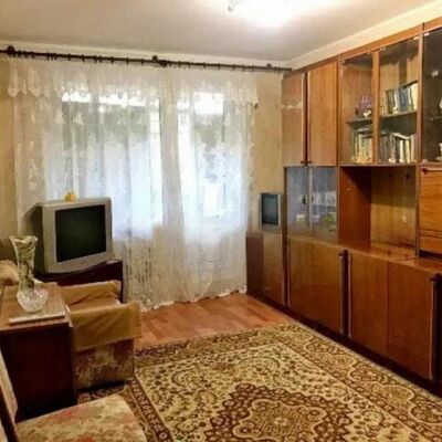 Продажа 	 Харьков,  Непокорённых (Героев Труда) ул.   37