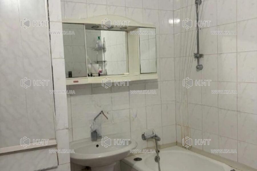 Продаж квартири Харків, ХТЗ, Рогань, 50.4м²