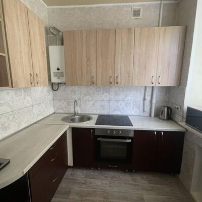 Продажа 	 Харьков,  Аэрокосмический (Гагарина) пр.   19