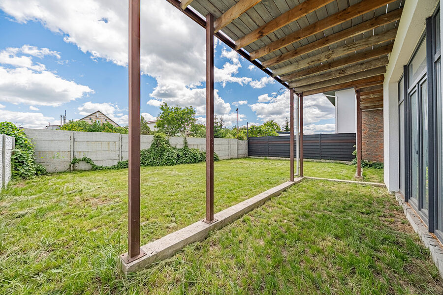 Продажа дома Харьков, Великая Даниловка, 150м²
