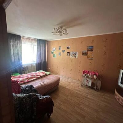 Продажа 	 Харків,  Владислава Зубенка (Тимурівців) вул.   31