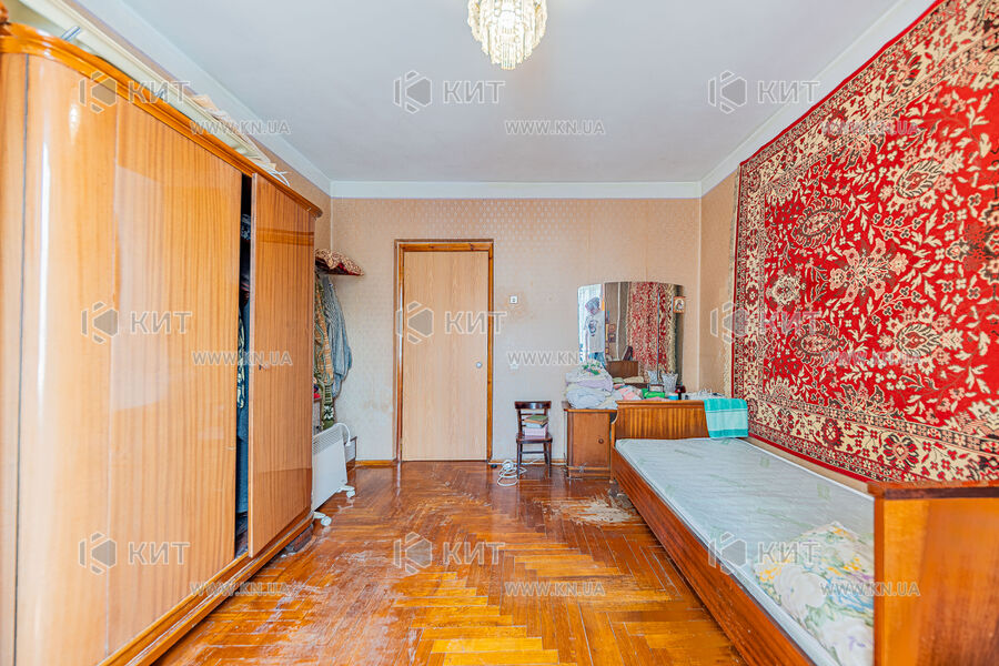 Продажа квартиры Харьков, ХТЗ, Рогань, 70.6м²