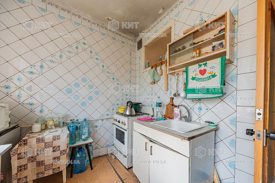 Продажа квартиры Харьков, ХТЗ, Рогань, 70.6м²