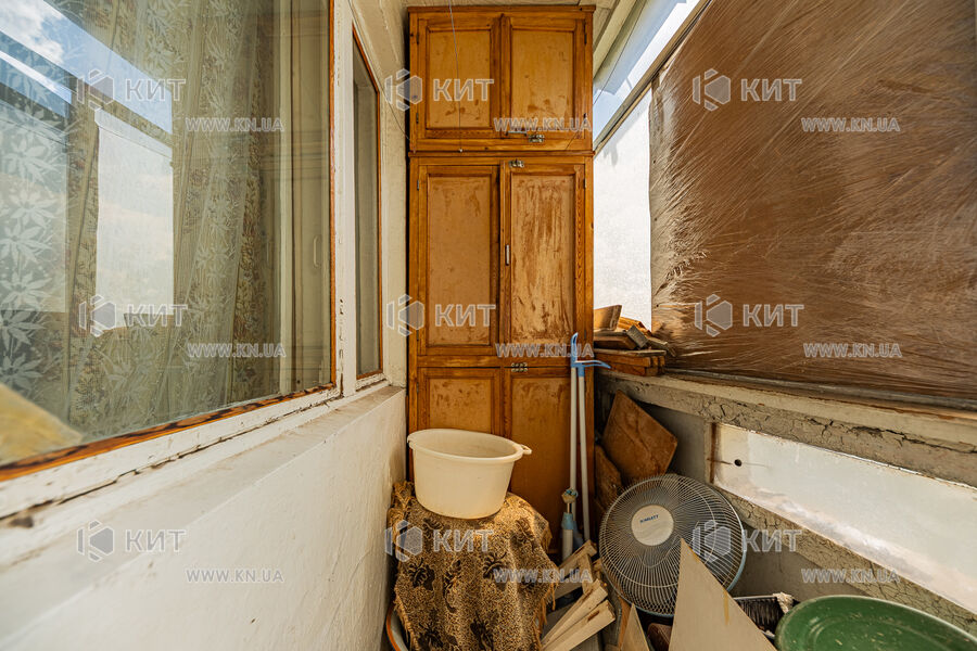 Продажа квартиры Харьков, ХТЗ, Рогань, 70.6м²