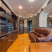 Продажа квартиры Харьков, Центр, 158м²