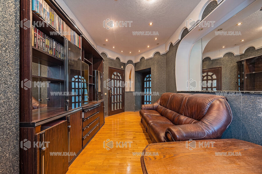 Продажа квартиры Харьков, Центр, 158м²