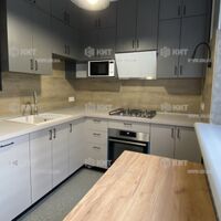 Продаж квартири Харків, ХТЗ, Рогань, 71.8м²
