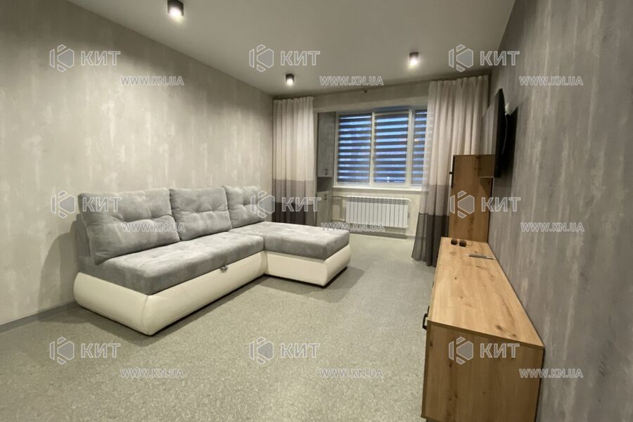 Продаж квартири Харків, ХТЗ, Рогань, 71.8м²