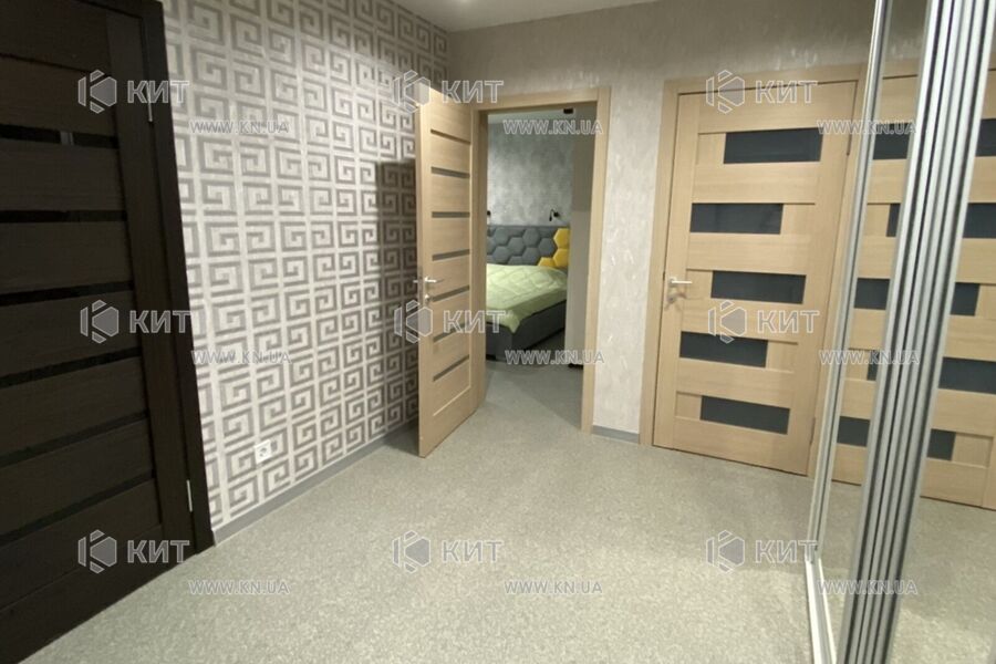 Продаж квартири Харків, ХТЗ, Рогань, 71.8м²