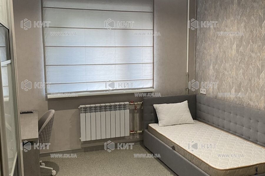 Продаж квартири Харків, ХТЗ, Рогань, 71.8м²