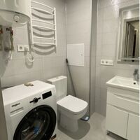 Продаж квартири Харків, ХТЗ, Рогань, 71.8м²
