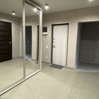 Продаж квартири Харків, ХТЗ, Рогань, 71.8м²