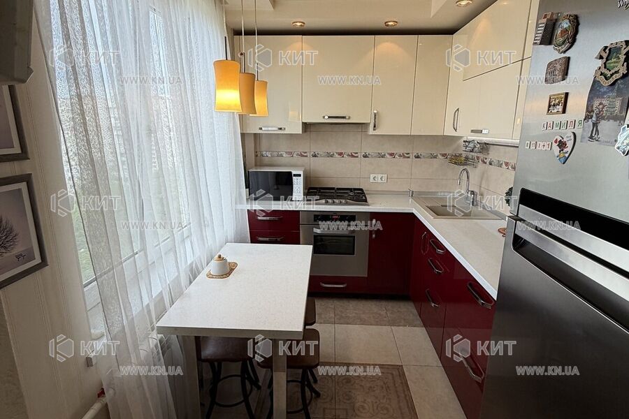 Продажа квартиры Харьков, Салтовка, 520 мрн., 65м²