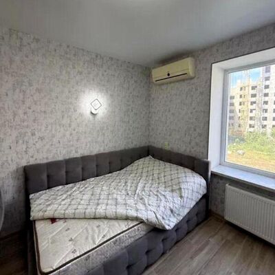 Продажа 	 Харьков, Воробьевы Горы на Полях Авиахимическая ул.   7