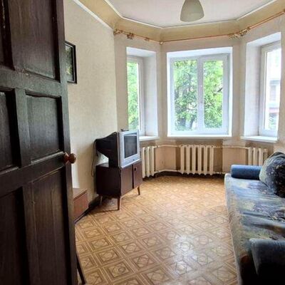 Продажа 	 Харьков,  Космическая ул.   16