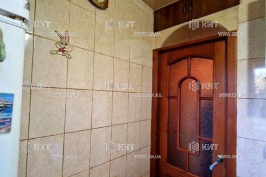 Продаж квартири Харків, ХТЗ, Рогань, 43м²
