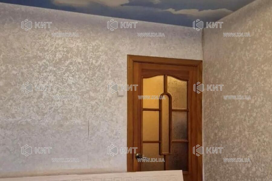 Продаж квартири Харків, ХТЗ, Рогань, 43м²