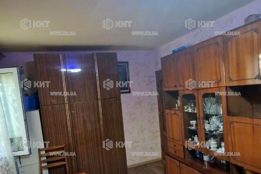 Продаж квартири Харків, ХТЗ, Рогань, 43м²