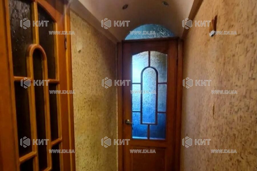 Продаж квартири Харків, ХТЗ, Рогань, 43м²