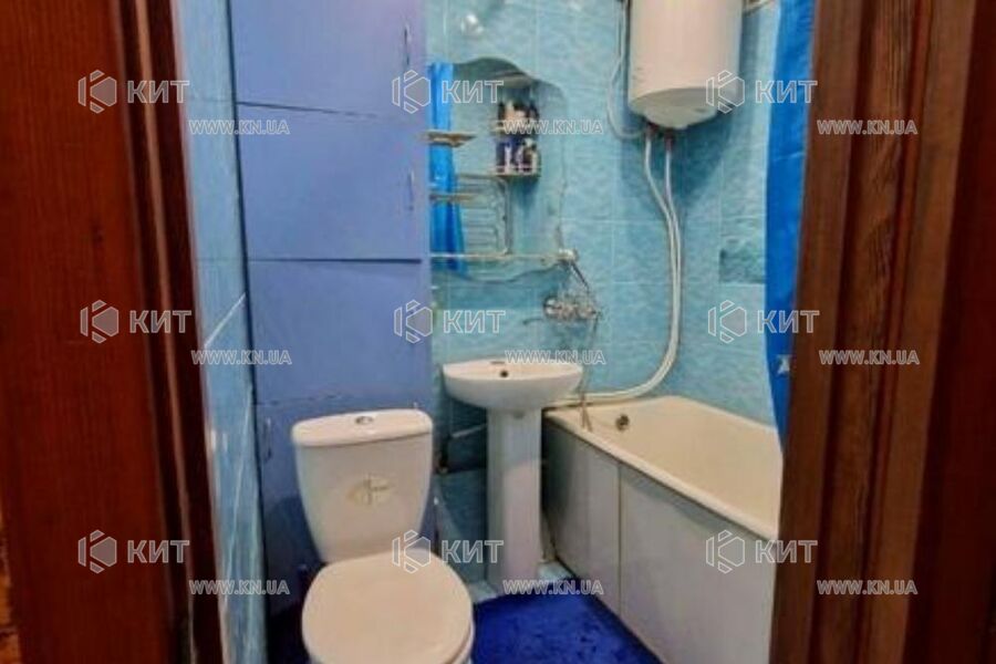 Продаж квартири Харків, ХТЗ, Рогань, 43м²