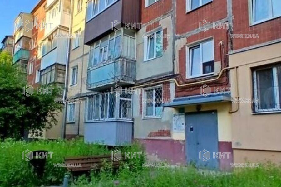 Продаж квартири Харків, ХТЗ, Рогань, 43м²