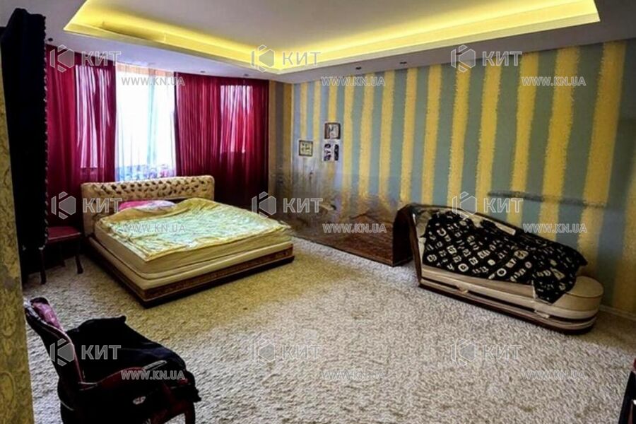 Продаж квартири Харків, Наукова, 217м²