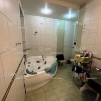 Продаж квартири Харків, Наукова, 217м²