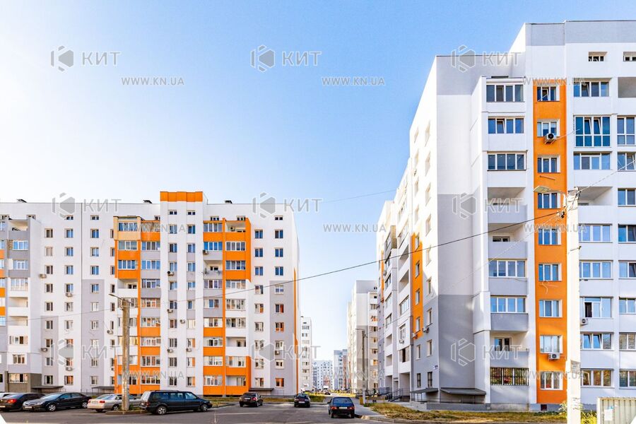 Продажа квартиры Харьков, ХТЗ, Рогань, 82м²