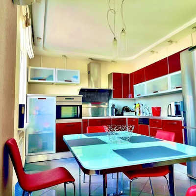 Продажа 	 Харьков, Героев Харьков 128 Героев Харькова (Московский) пр.   128А