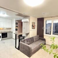 Продаж квартири Харків, ХТЗ, Рогань, 40м²