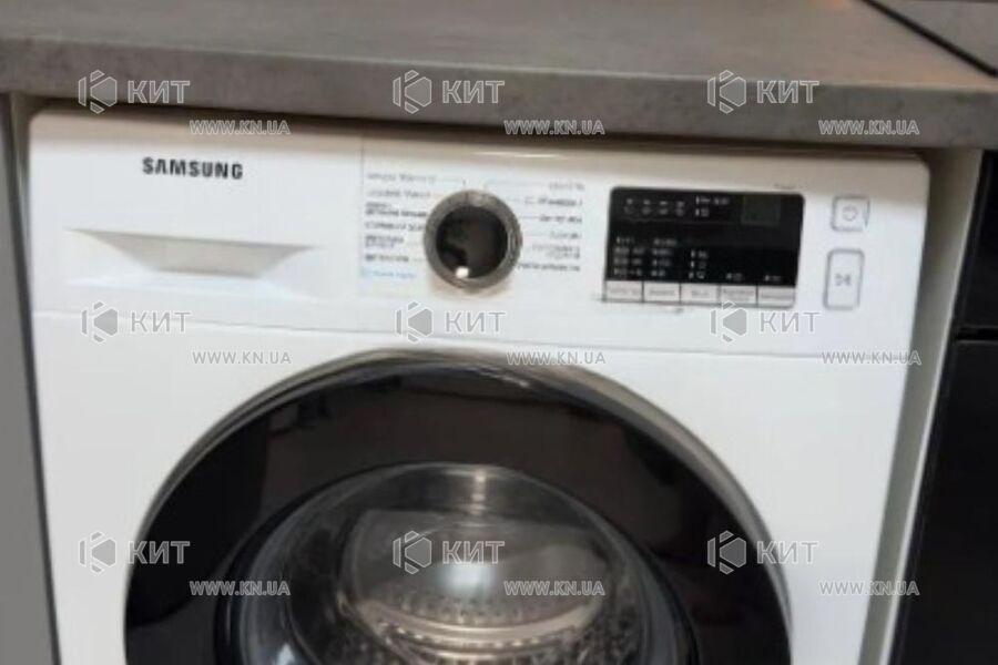 Продаж квартири Харків, ХТЗ, Рогань, 40м²
