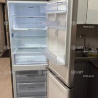 Продаж квартири Харків, ХТЗ, Рогань, 40м²
