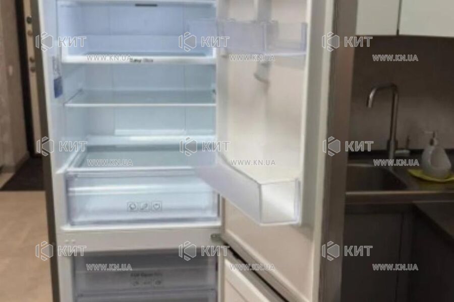 Продаж квартири Харків, ХТЗ, Рогань, 40м²