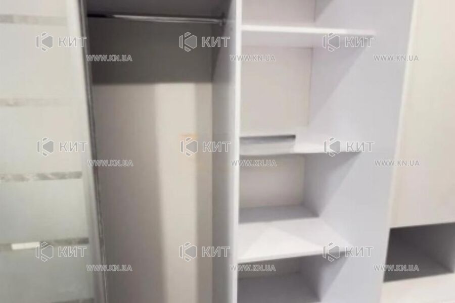 Продаж квартири Харків, ХТЗ, Рогань, 40м²