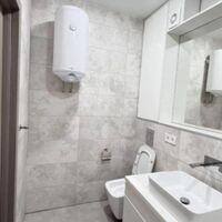 Продаж квартири Харків, ХТЗ, Рогань, 40м²