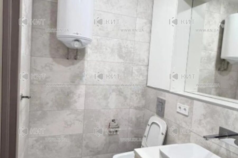 Продаж квартири Харків, ХТЗ, Рогань, 40м²