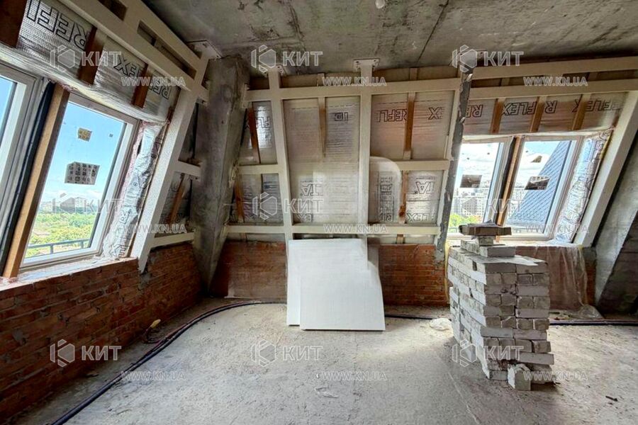 Продаж квартири Харків, Наукова, 142м²